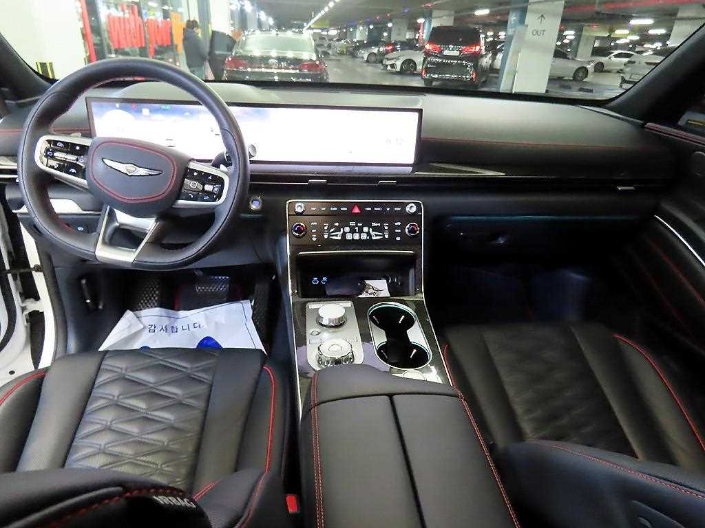 Genesis GV80 - Vista 10