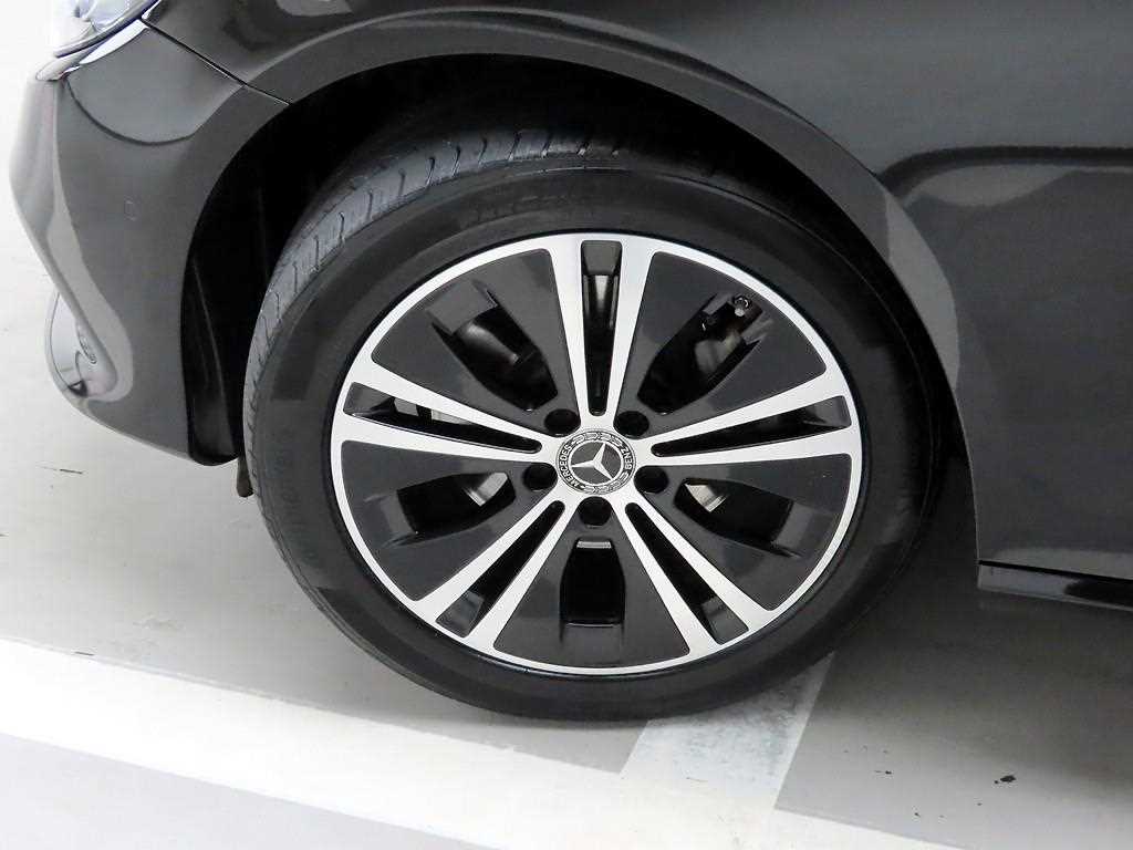 Mercedes Benz E class 2020 Negro - Importación desde Corea - HF Imports Iquique - Foto 19