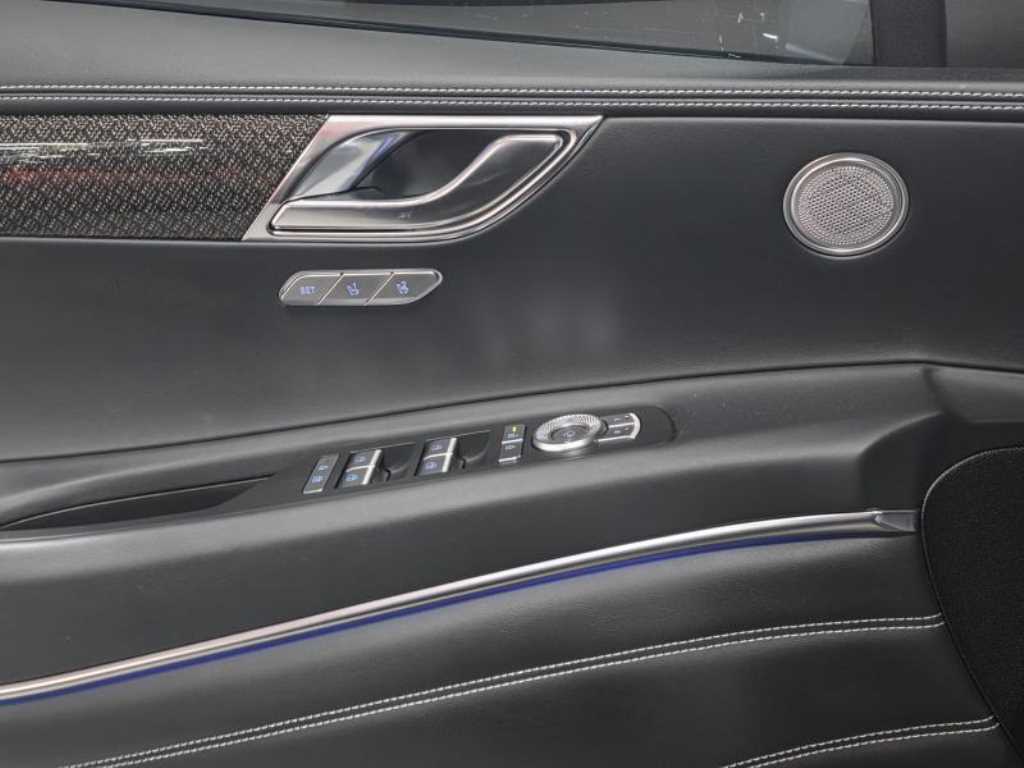 Genesis GV80 - Vista 9