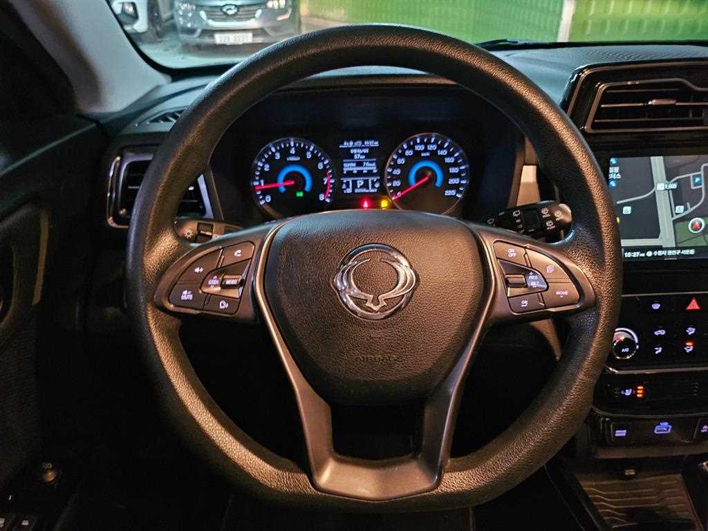 Ssangyong Tivoli - Vista 10