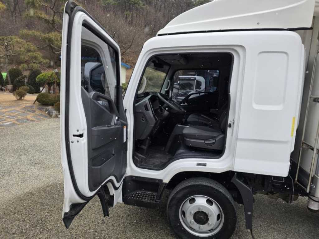 medium and large cargo truck 2018 Blanco - Importación desde Corea - HF Imports Iquique - Foto 14