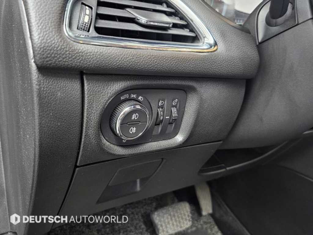 Chevrolet Cruise 2017 Negro - Importación desde Corea - HF Imports Iquique - Foto 17