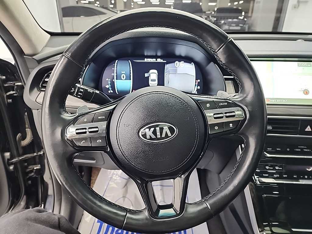 KIA K7 - Vista 9