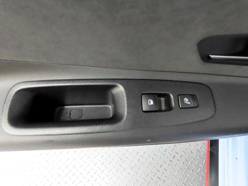 HYUNDAI Avante - Vista 12