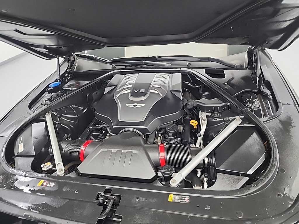 Genesis G90 - Vista 5