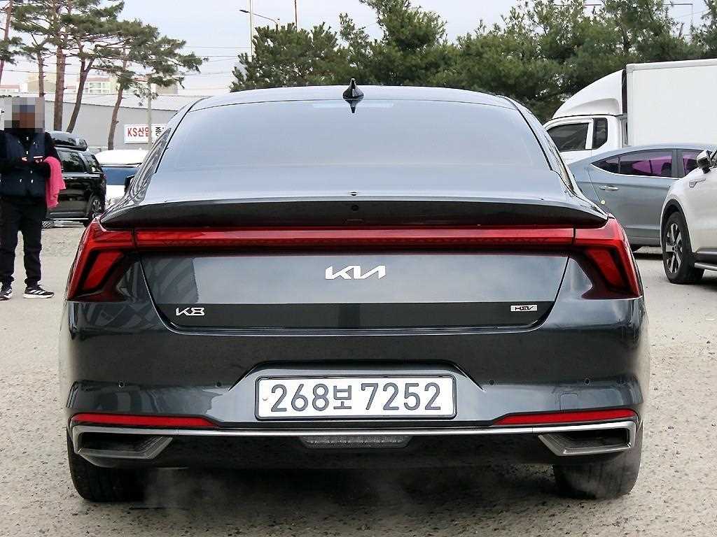 KIA K8 - Vista 4