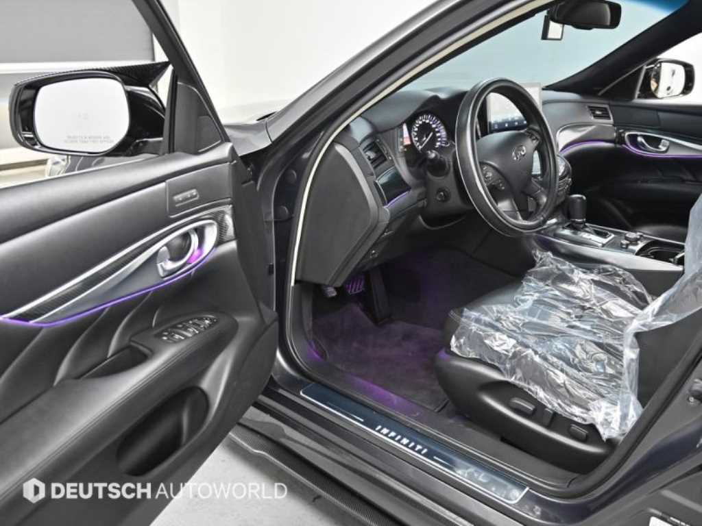 Infiniti Q - Vista 11