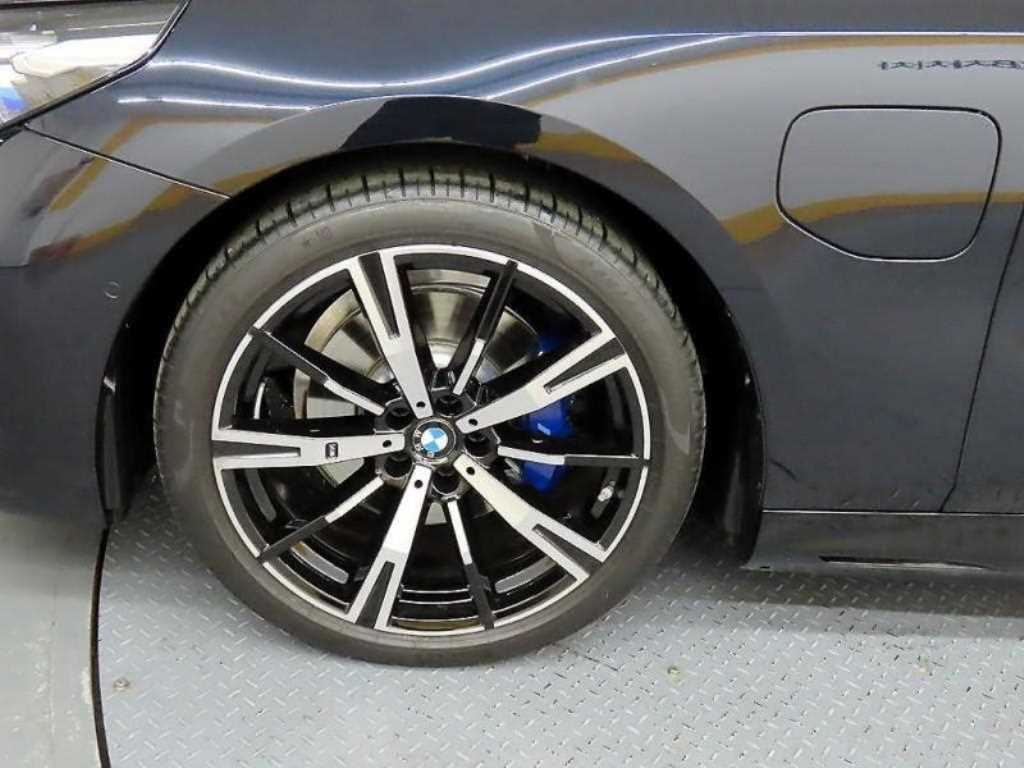 BMW 5 Series 2026 Negro - Importación desde Corea - HF Imports Iquique - Foto 20