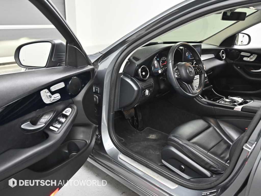 Mercedes Benz C Class - Vista 11