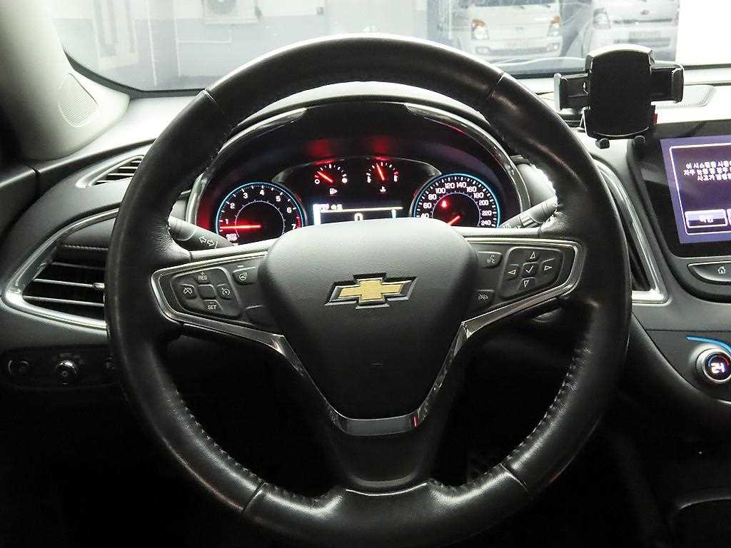 Chevrolet Malibu - Vista 7