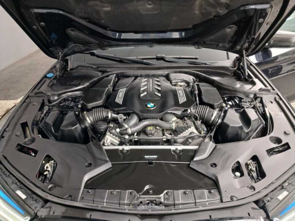 BMW 5 Series 2021 Negro - Importación desde Corea - HF Imports Iquique - Foto 19