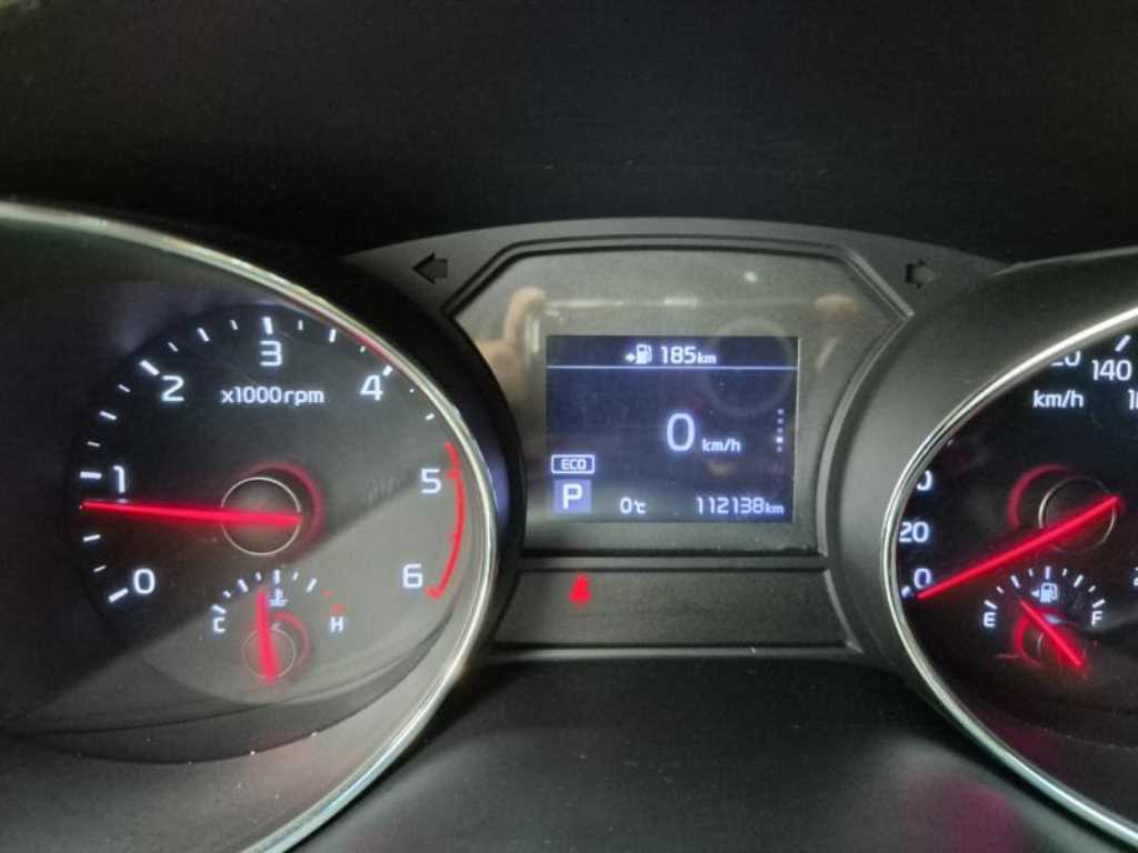 KIA Carnival - Vista 7