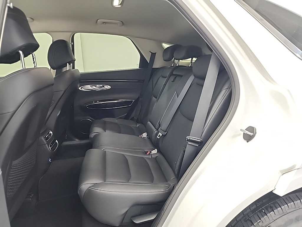 Genesis GV70 - Vista 12