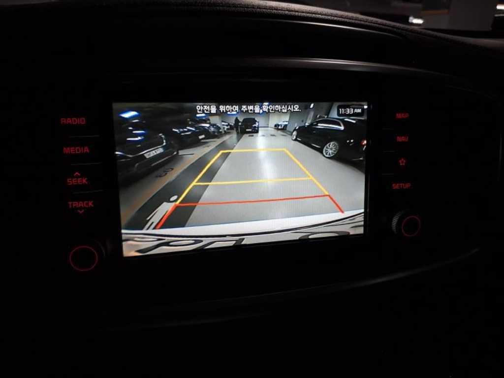 KIA Sorento - Vista 8