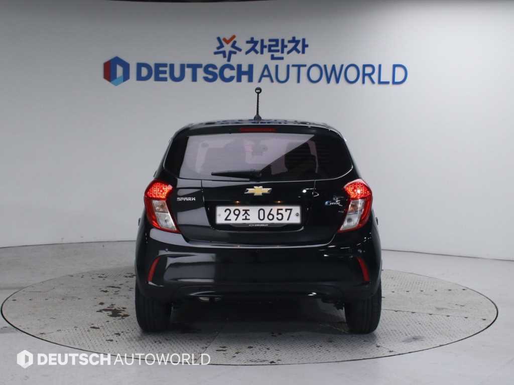 Chevrolet Spark - Vista 4