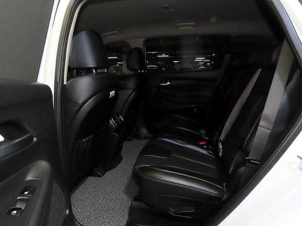 HYUNDAI Santa Fe - Vista 7