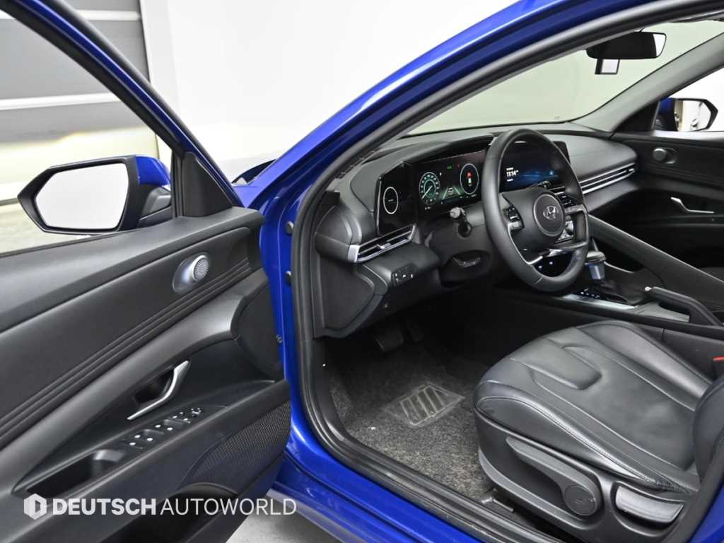 HYUNDAI Avante - Vista 11