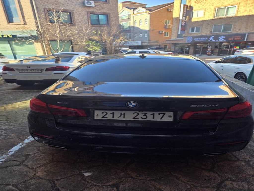 BMW 5 Series - Vista 4