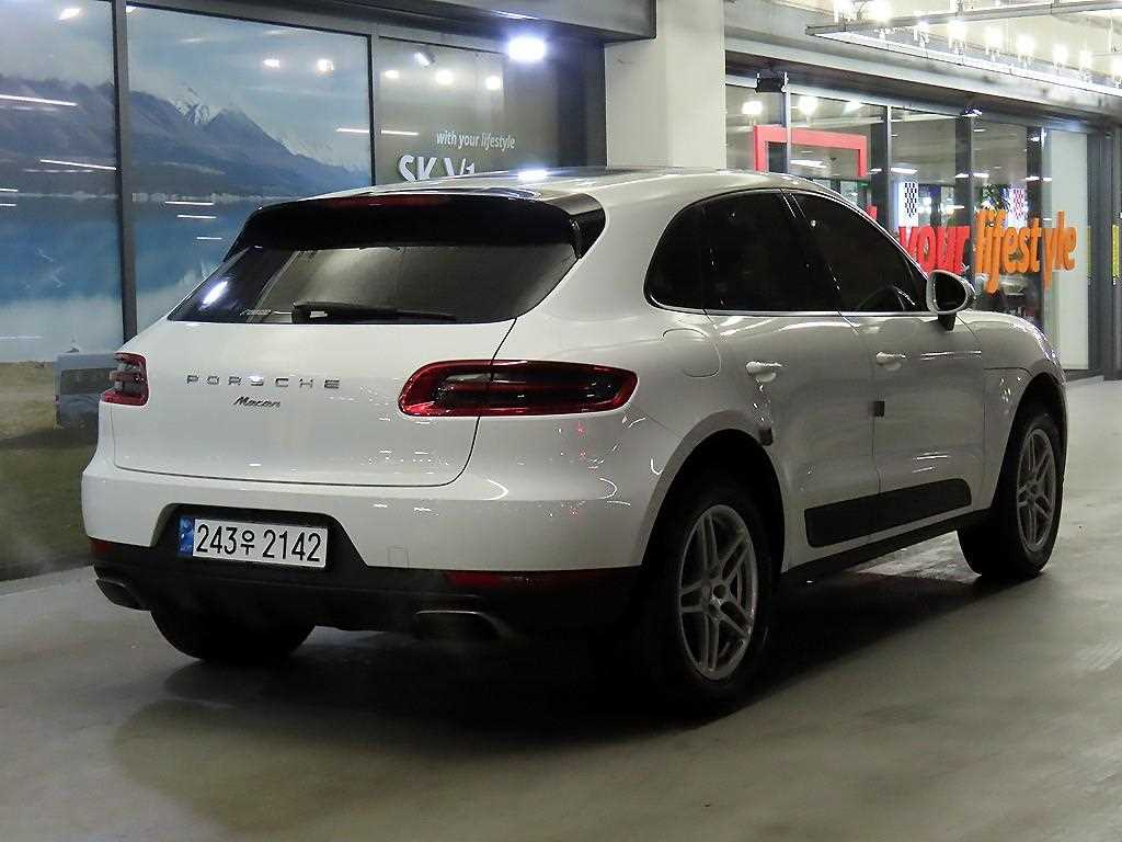 Porsche Macan - Vista 4