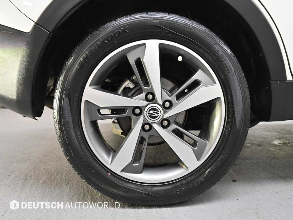 Ssangyong Korando - Vista 5