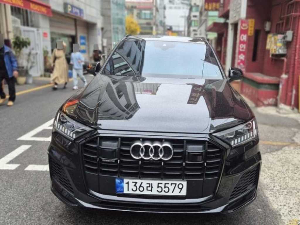 Audi Q7 2023 Negro - Importación desde Corea - HF Imports Iquique - Foto 1