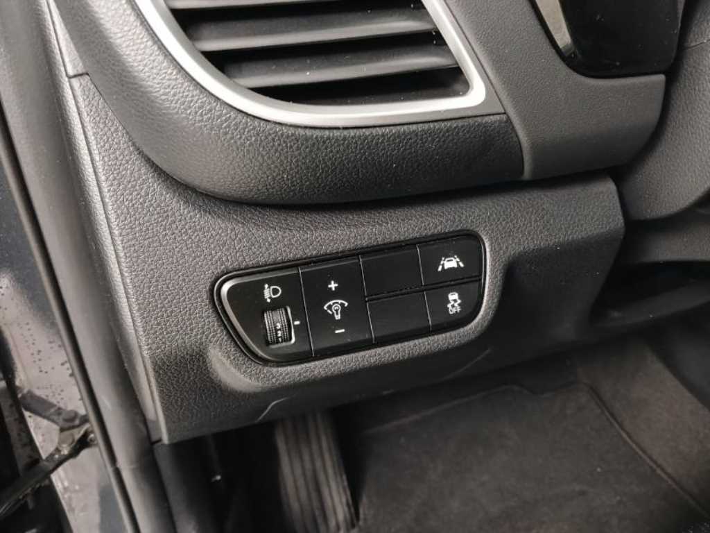 KIA Seltos - Vista 12