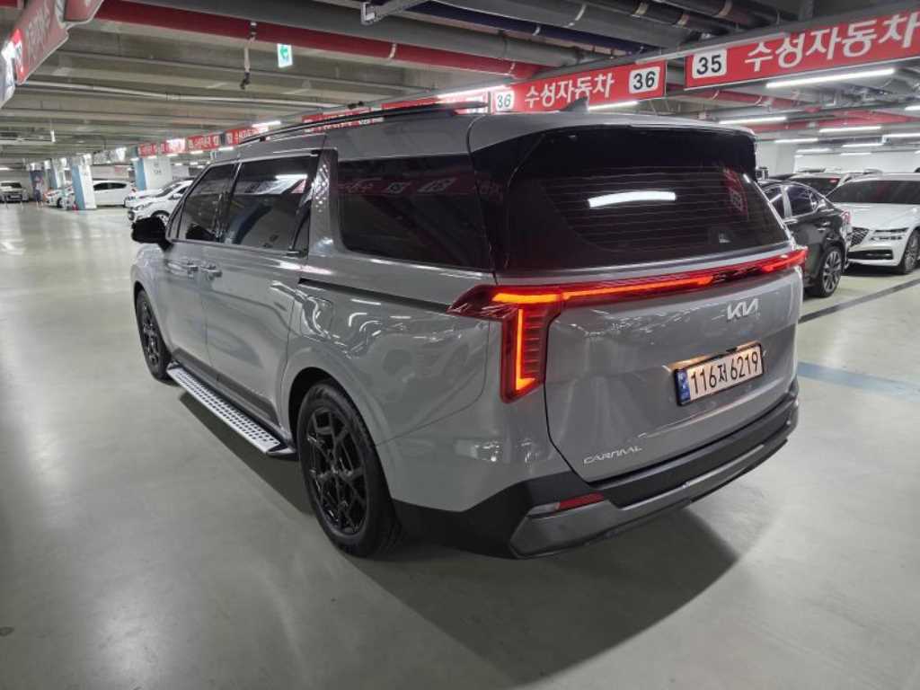 KIA Carnival - Vista 6