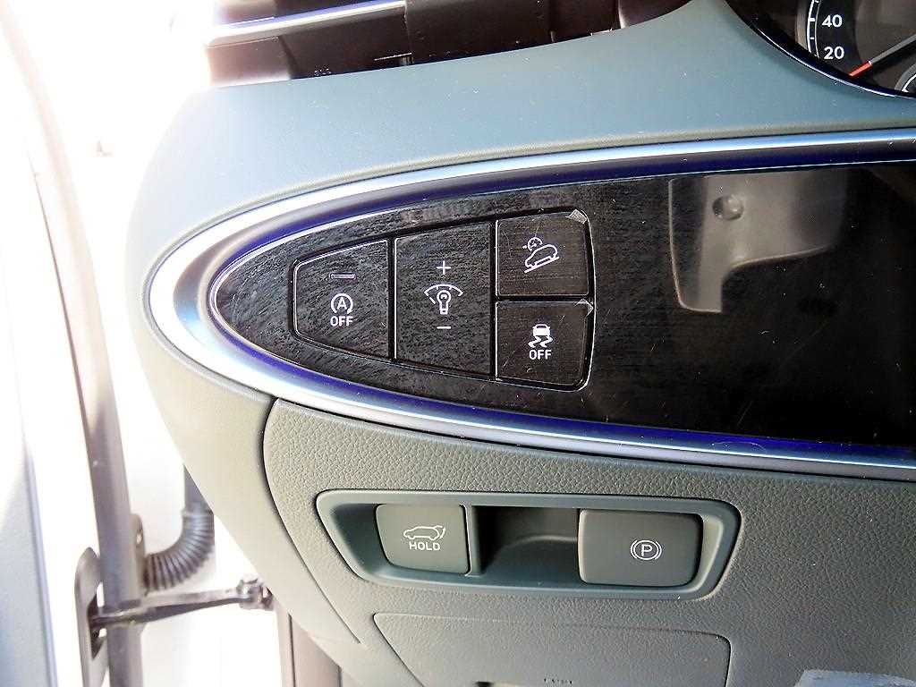 Genesis GV70 - Vista 11