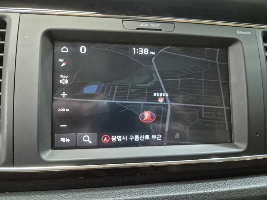 KIA Carnival - Vista 9