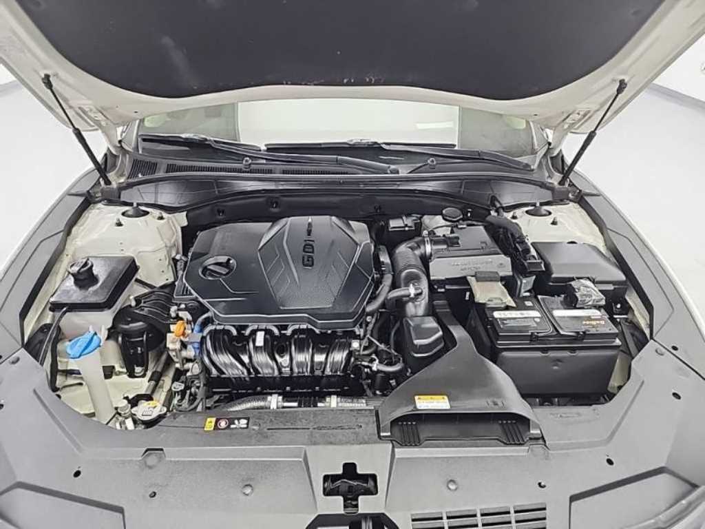 HYUNDAI Grandeur - Vista 5