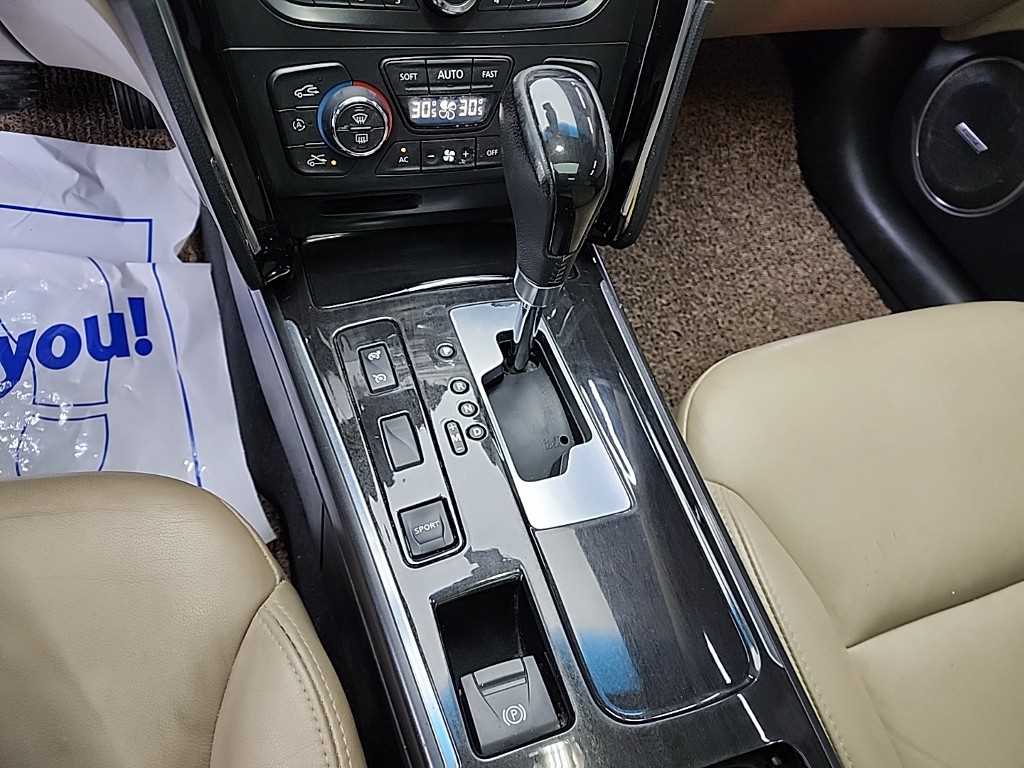 SAMSUNG SM7 - Vista 8