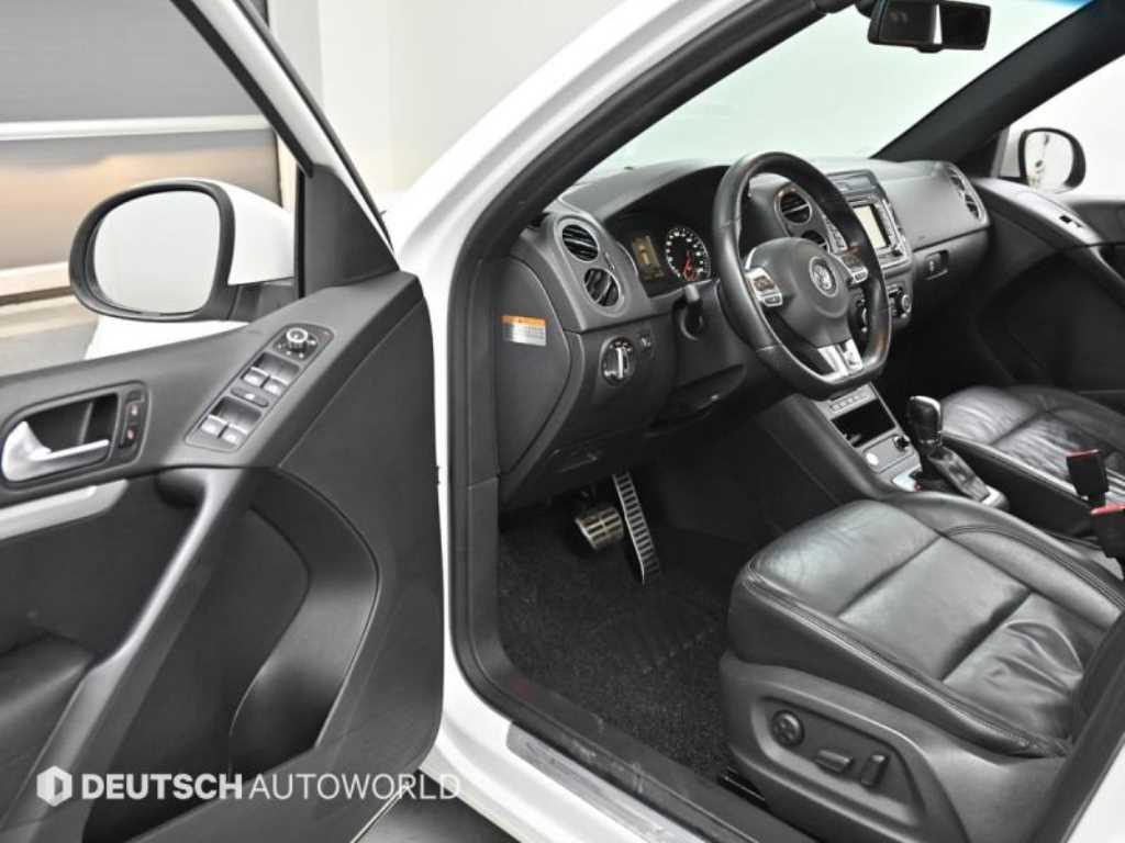 Volkswagen Tiguan - Vista 11