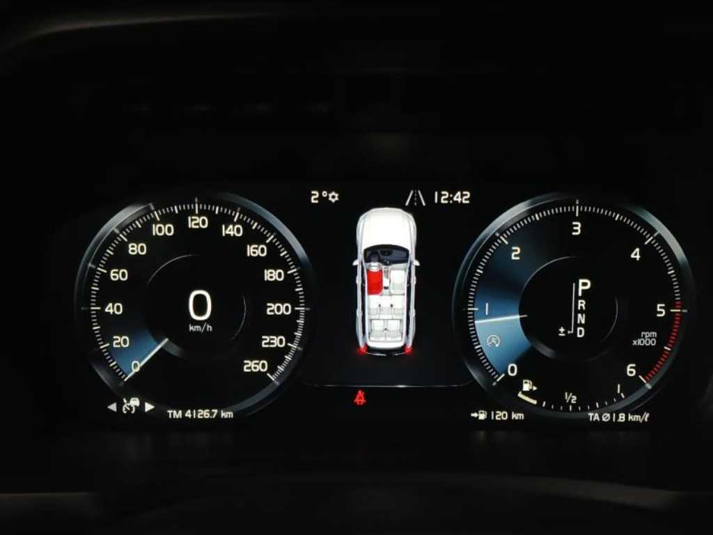 Volvo XC90 - Vista 12