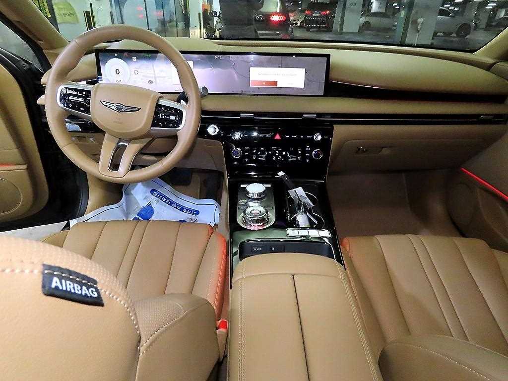 Genesis G80 - Vista 10