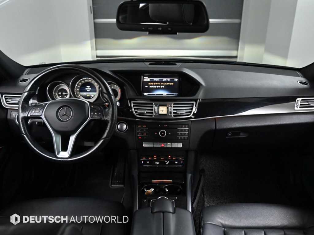 Mercedes Benz E class - Vista 7