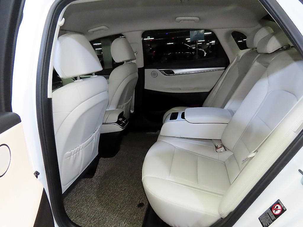 HYUNDAI Grandeur 2022 the color of pearl - Importación desde Corea - HF Imports Iquique - Foto 13