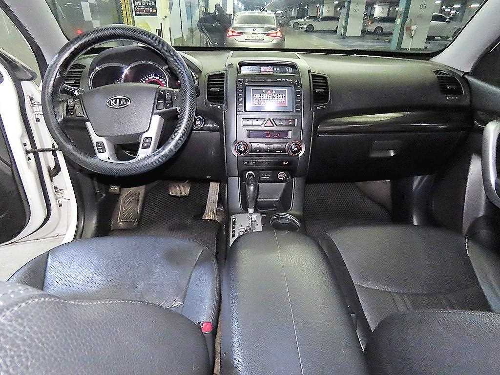 KIA Sorento - Vista 10