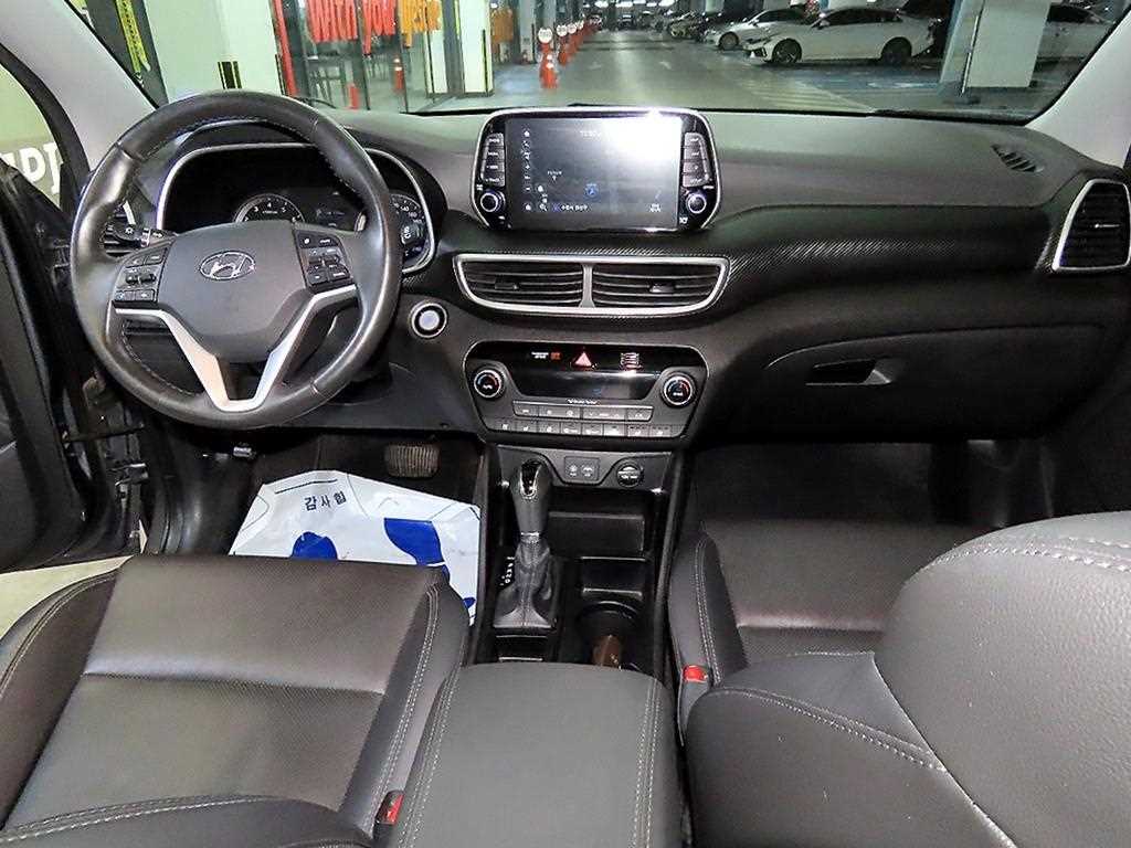 HYUNDAI Tucson - Vista 10