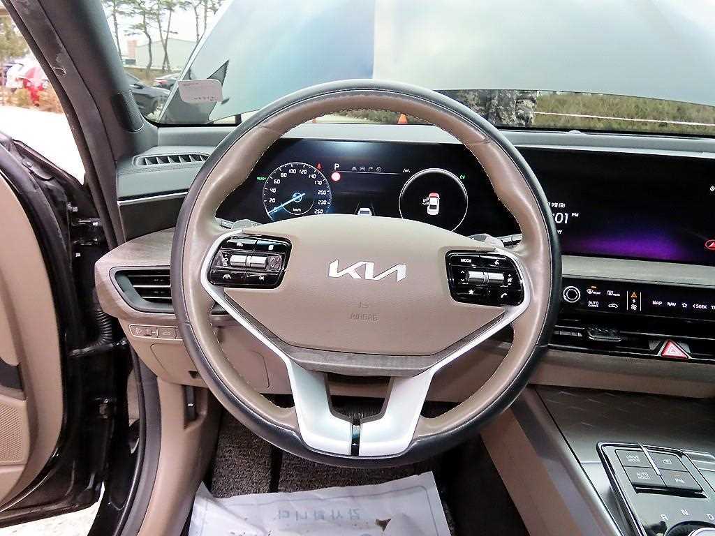 KIA K8 - Vista 8