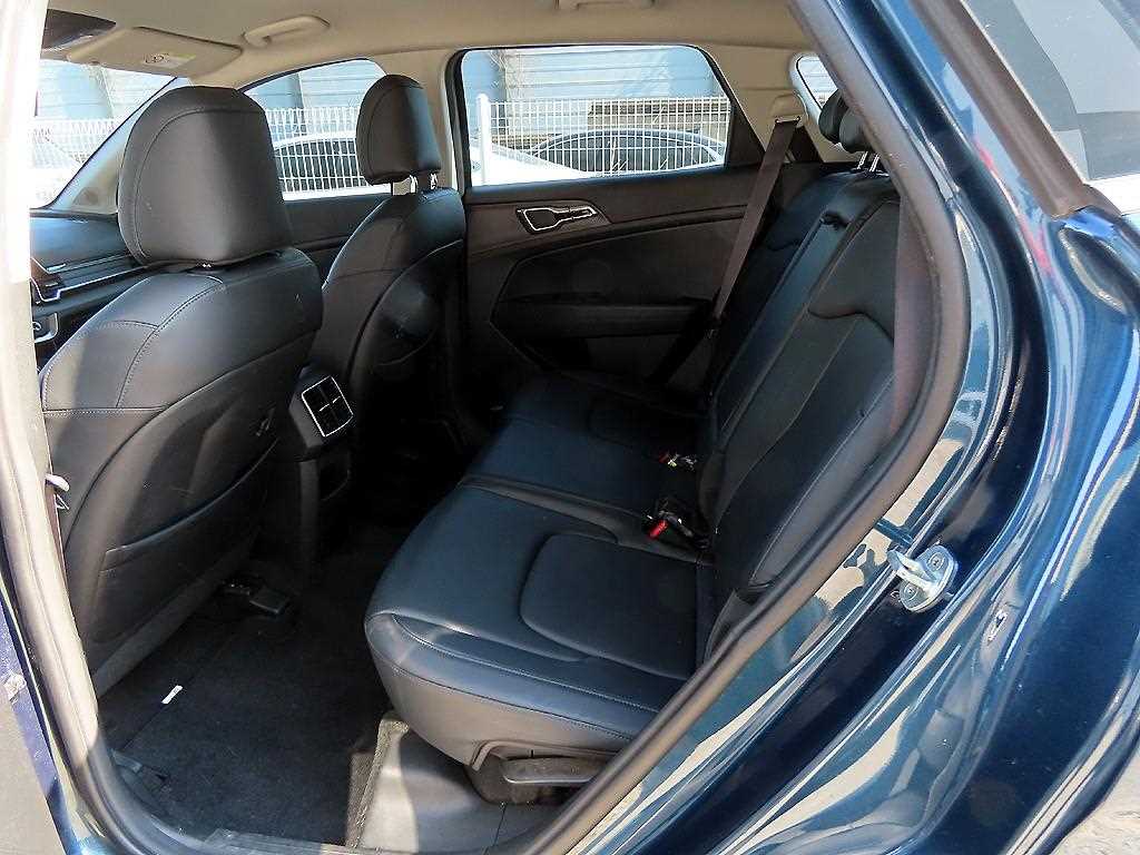 KIA Sportage - Vista 6