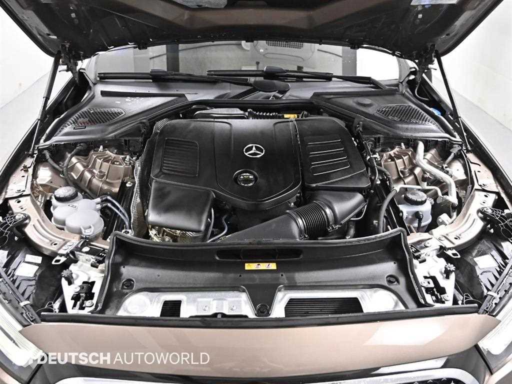 Mercedes Benz E class - Vista 6