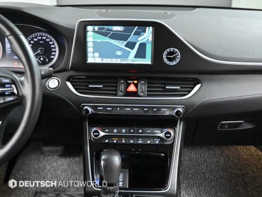 HYUNDAI Grandeur 2018 Gris - Importación desde Corea - HF Imports Iquique - Foto 14