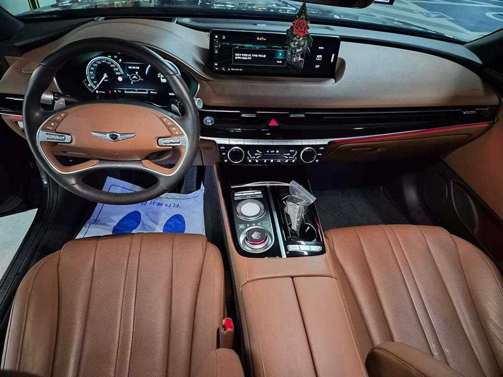 Genesis G80 - Vista 8