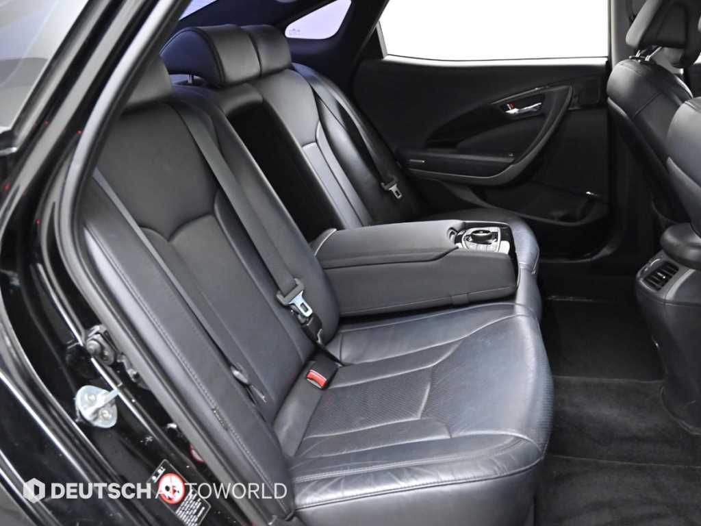 HYUNDAI Grandeur - Vista 12