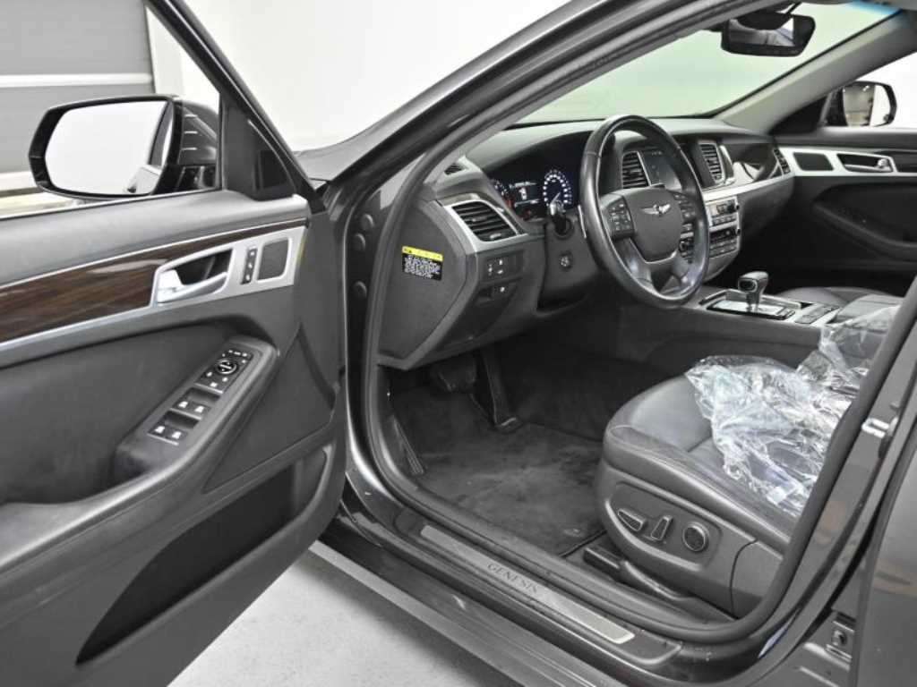 Genesis G80 - Vista 11