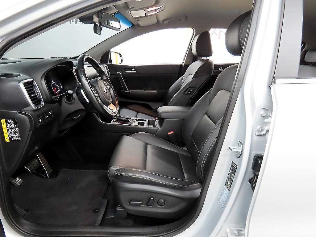 KIA Sportage - Vista 5