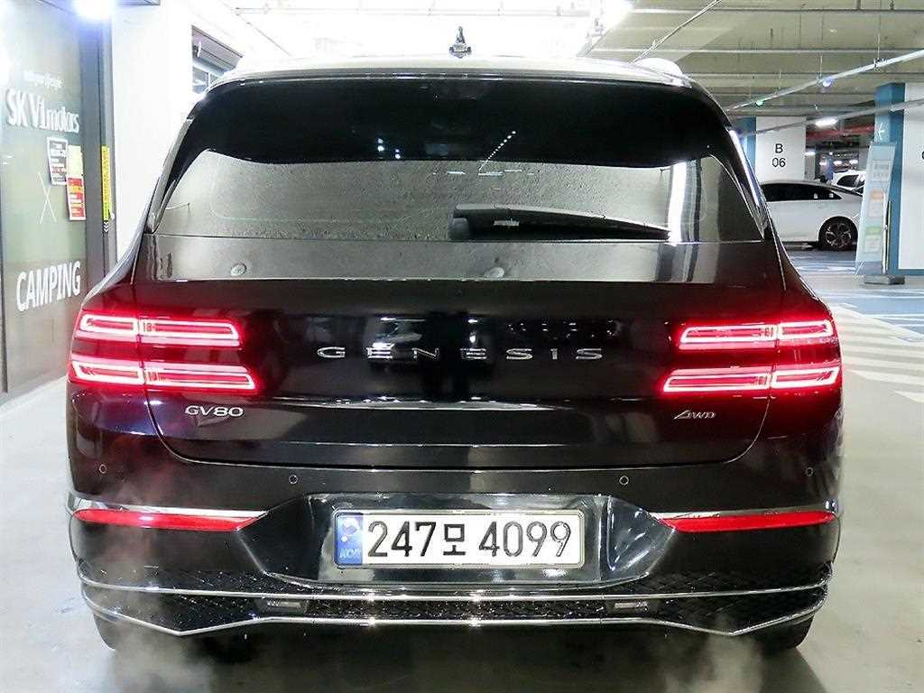 Genesis GV80 - Vista 5