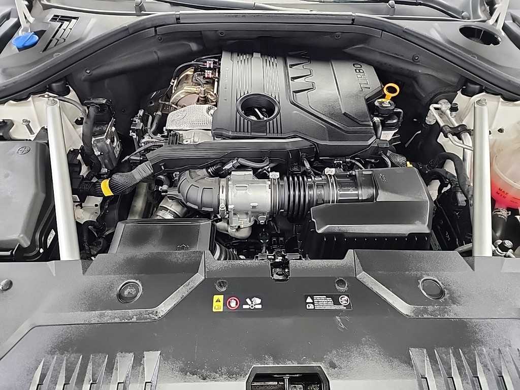 Genesis GV70 - Vista 5