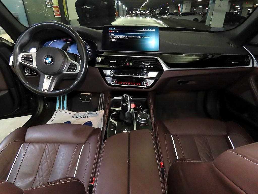 BMW 5 Series - Vista 10