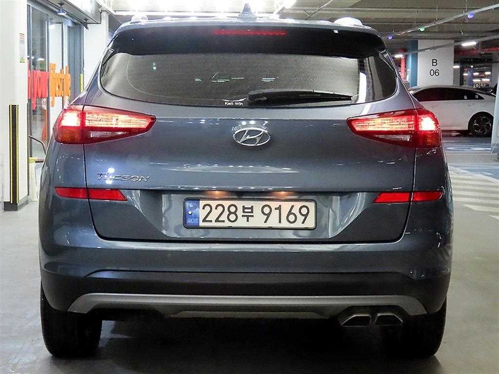 HYUNDAI Tucson - Vista 5